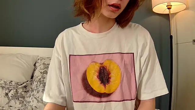 Snapshot of sun_place chatting on February 11, 2:25 am sun place online show from February 11, 2:25 am