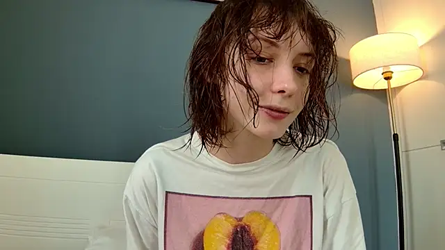 Snapshot of sun_place chatting on February 11, 5:47 am sun place online show from February 11, 5:47 am