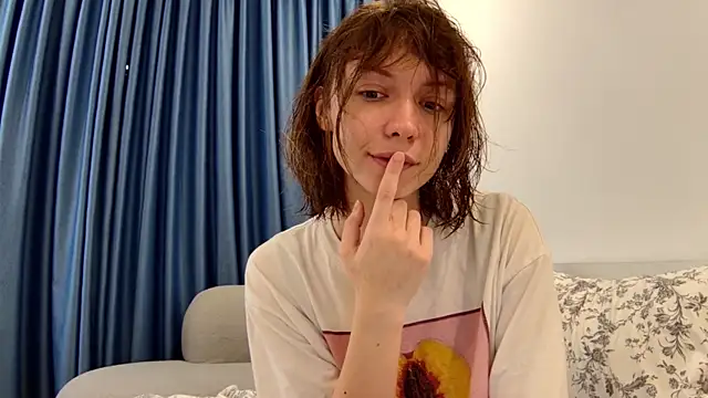 Snapshot of sun_place chatting on February 16, 3:04 am sun place online show from February 16, 3:04 am