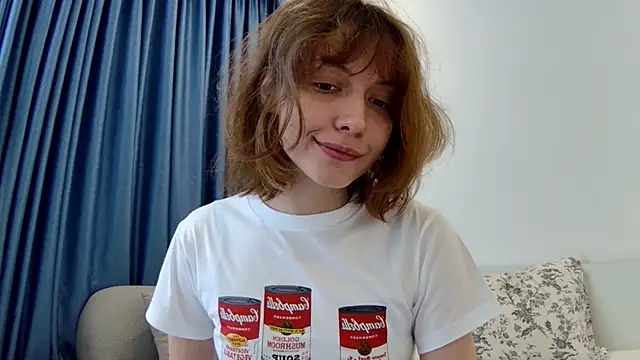 Snapshot of sun_place chatting on February 20, 5:01 am sun place online show from February 20, 5:01 am