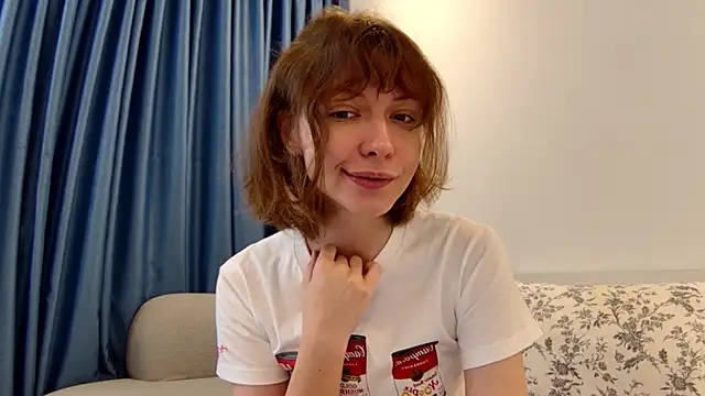 Snapshot of sun_place chatting on February 21, 1:44 am sun place online show from February 21, 1:44 am