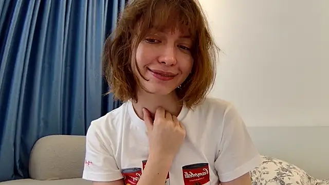 Snapshot of sun_place chatting on February 21, 4:51 am sun place online show from February 21, 4:51 am