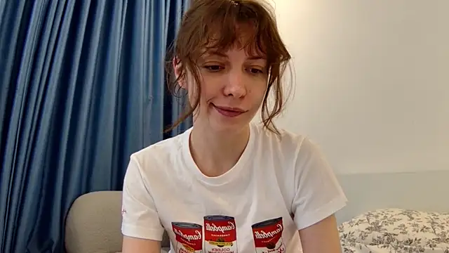 Snapshot of sun_place chatting on February 24, 1:35 am sun place online show from February 24, 1:35 am