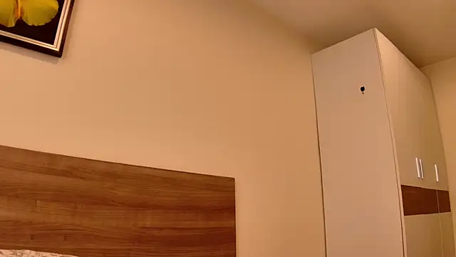 Snapshot of sun_place chatting on March 9, 1:04 am sun place online show from March 9, 1:04 am