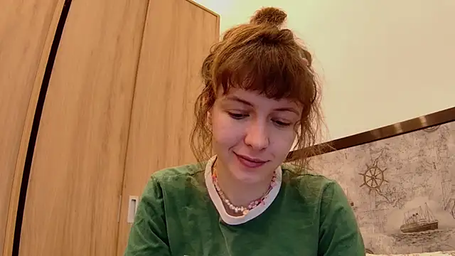 Snapshot of sun_place chatting on September 17, 4:25 am sun place online show from September 17, 4:25 am