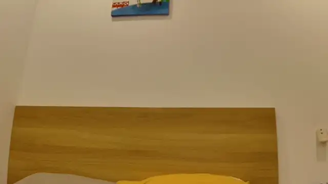 Snapshot of sun_place chatting on October 2, 6:04 pm sun place online show from October 2, 6:04 pm