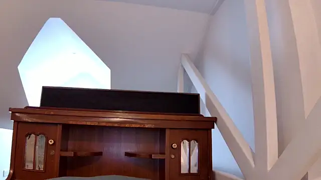 Snapshot of sun_place chatting on December 3, 8:23 am sun place online show from December 3, 8:23 am