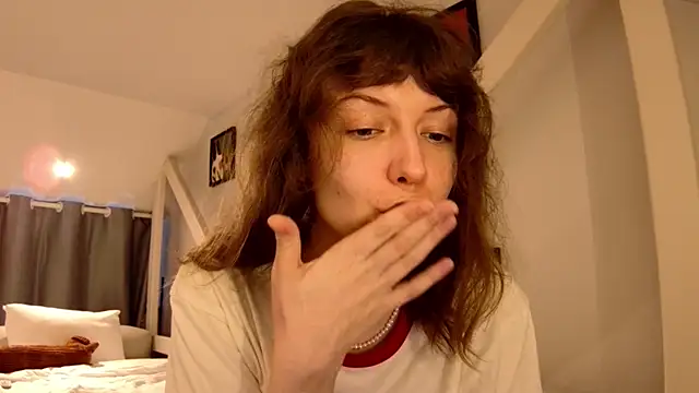 Snapshot of sun_place chatting on December 14, 8:30 am sun place online show from December 14, 8:30 am