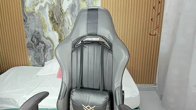 Lili 16 online show from November 15, 11:07 am