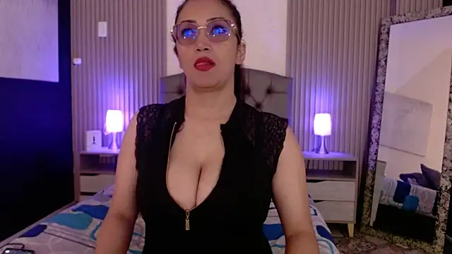dayana mendoza69 online show from October 22, 1:00 pm