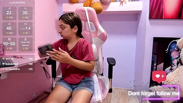 CharlotteMuller online show from July 25, 8:28 pm