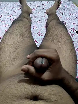 Snapshot of HunterBoy27ForMilf chatting on November 23, 9:31 am HunterBoy27ForMilf online show from November 23, 9:31 am