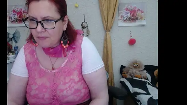 PlayfullMature online show from October 4, 2:15 pm