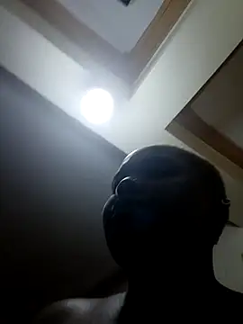 queennapal online show from February 5, 3:38 pm