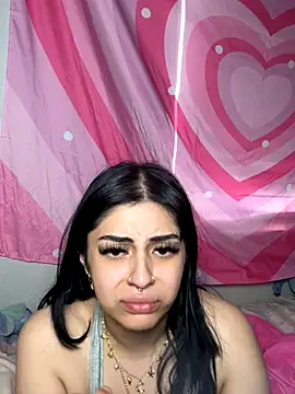 Snapshot of ThickerThanYoBitch chatting on September 15, 2:50 pm ThickerThanYoBitch online show from September 15, 2:50 pm