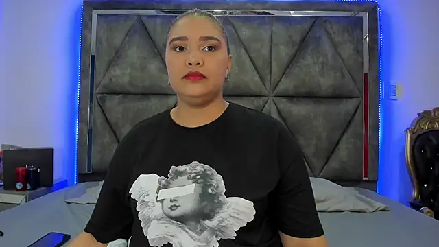 Snapshot of Danielaandximena chatting on December 23, 2:56 am Danielaandximena online show from December 23, 2:56 am