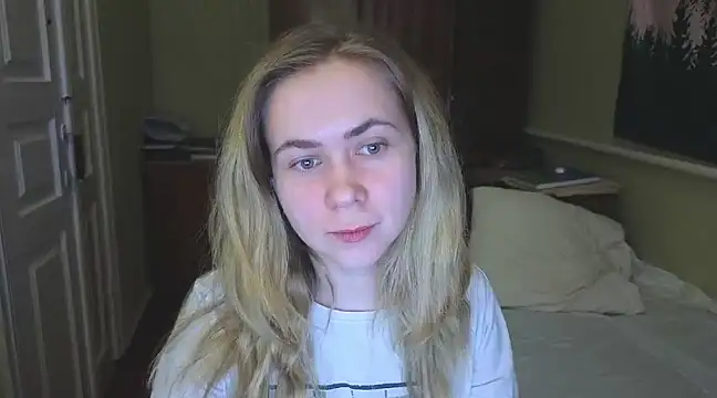 Riley Roo online show from February 11, 5:29 pm