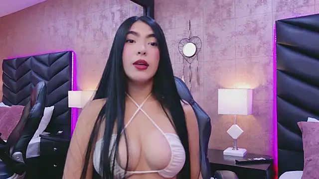 VictoriaHiills online show from February 17, 11:40 am