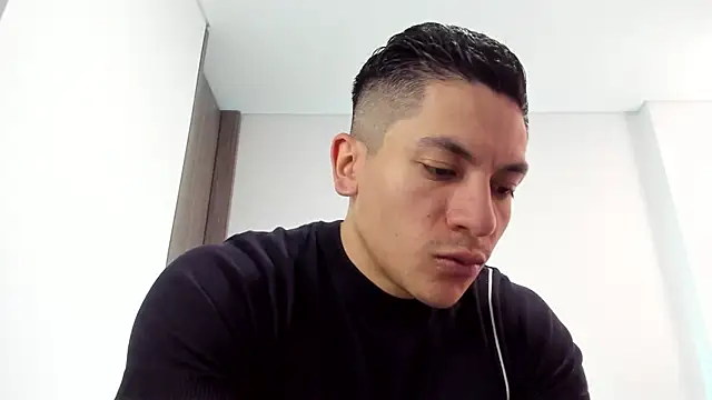 aquiles 51 online show from June 2, 6:32 pm