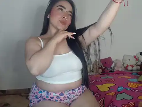 Snapshot of samantha2207 chatting on December 10, 1:00 pm samantha2207 online show from December 10, 1:00 pm