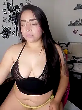 Snapshot of samantha2207 chatting on September 21, 7:10 am samantha2207 online show from September 21, 7:10 am