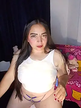 Snapshot of samantha2207 chatting on July 7, 4:37 am samantha2207 online show from July 7, 4:37 am