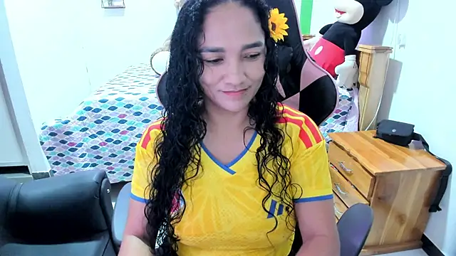 rayza mature 154 online show from June 7, 6:33 pm