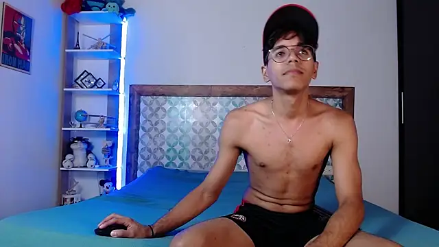 MATEO SWEET online show from March 20, 8:51 pm