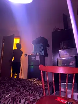 lolalaii online show from October 8, 1:25 am