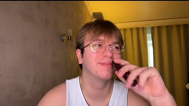 kiopiggy online show from November 12, 6:58 am