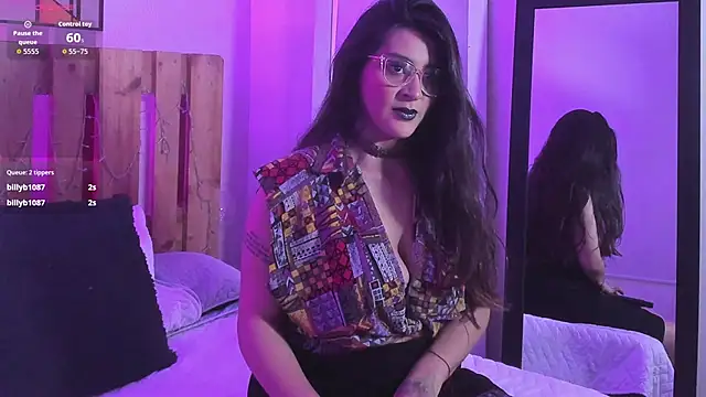 emily amaya online show from May 15, 8:16 pm