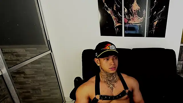 Stiven collins online show from March 15, 6:47 am