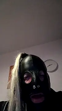 Knuffelstaaf123 online show from February 3, 2:53 am