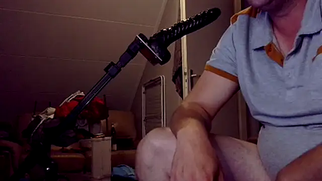 Knuffelstaaf123 online show from July 23, 8:29 pm