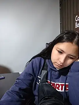 Snapshot of Cute_Penelope chatting on July 17, 11:06 am Cute Penelope online show from July 17, 11:06 am