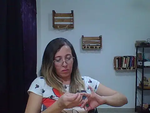 charlott ponce online show from November 10, 11:59 pm