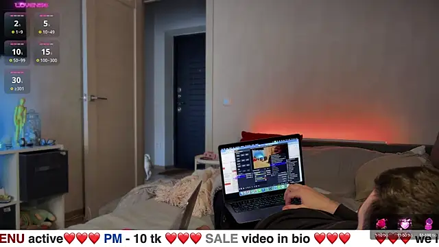 Snapshot of nikitos4you chatting on February 21, 7:34 am nikitos4you online show from February 21, 7:34 am