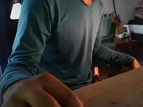 gerson173Hugo online show from December 16, 9:03 am