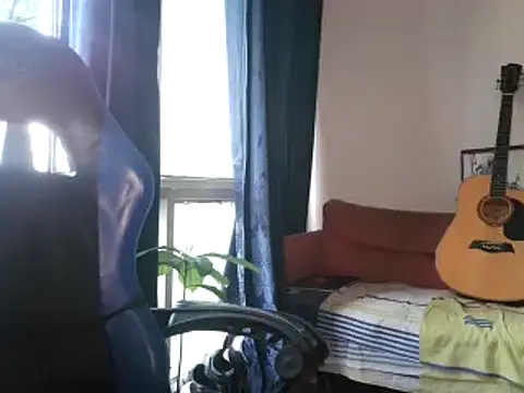 gerson173Hugo online show from December 19, 8:23 pm