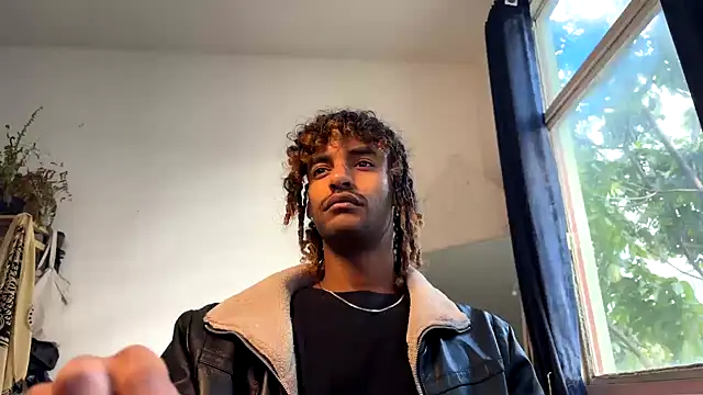 gerson173Hugo online show from September 26, 9:46 am