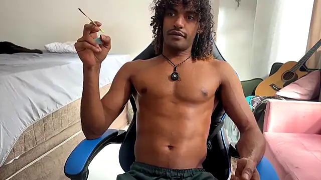 gerson173Hugo online show from July 16, 5:08 pm