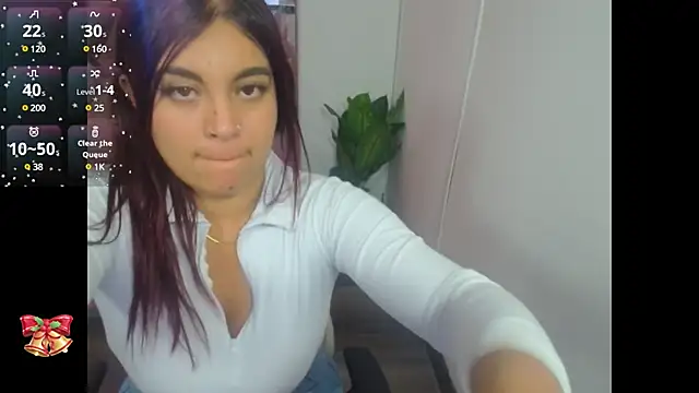 Snapshot of Gennesis_tay chatting on December 6, 7:34 pm Gennesis tay online show from December 6, 7:34 pm