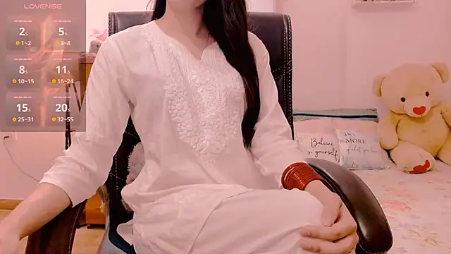 adore khushbu online show from February 20, 3:34 pm