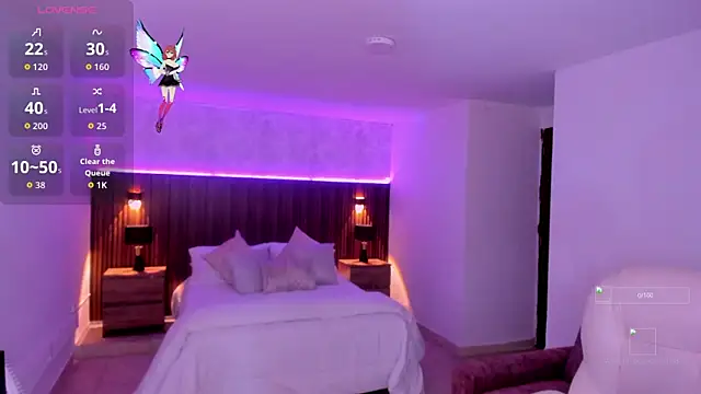 viiolet thomas online show from September 24, 7:39 pm