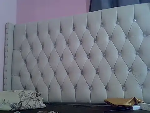 Amberay1 online show from November 8, 7:41 am