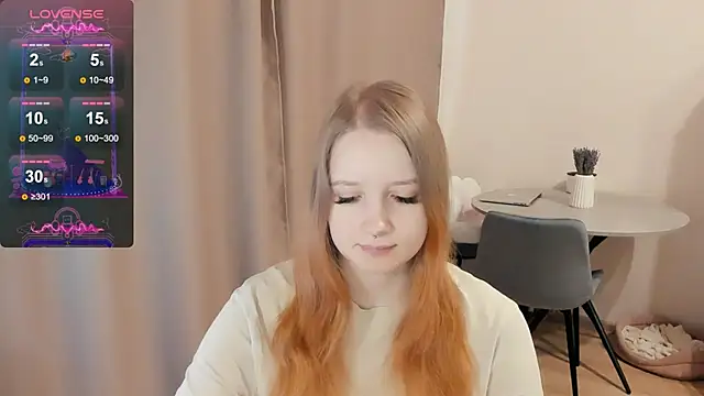 Snapshot of Alyaley chatting on January 18, 9:56 am Alyaley online show from January 18, 9:56 am