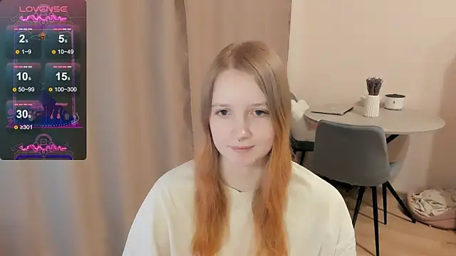 Snapshot of Alyaley chatting on February 1, 1:02 am Alyaley online show from February 1, 1:02 am