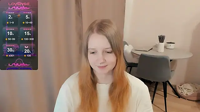 Snapshot of Alyaley chatting on February 4, 7:40 am Alyaley online show from February 4, 7:40 am