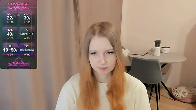 Snapshot of Alyaley chatting on February 6, 10:53 pm Alyaley online show from February 6, 10:53 pm