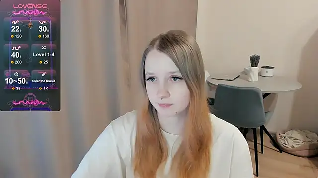 Snapshot of Alyaley chatting on February 9, 2:07 pm Alyaley online show from February 9, 2:07 pm